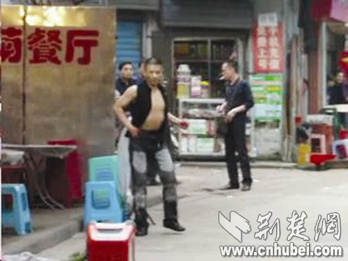 图为：事发现场 摄影：见习记者 戈昊怡