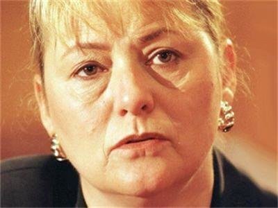 盖茨等13位知名科技公司CEO首份工作揭秘(图)