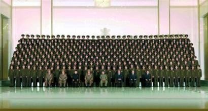 金正日破例出席军方庆典 韩媒称为助金正恩掌权
