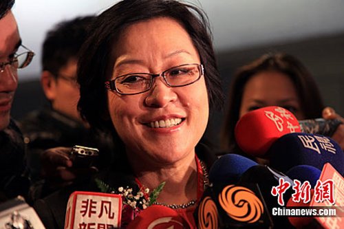 1月6日，刘少奇之女刘亭在台北出席“第一届两岸女企业家高峰论坛”。刘亭现任联亚集团董事长兼总裁，是次以全国工商联女企业商会会长名义率团赴台参加论坛，这也是刘亭首度赴台。中新社记者 关向东 摄 