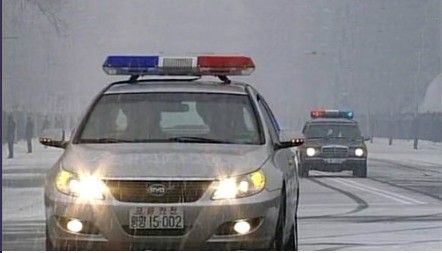 金正日遗体告别仪式开道警车疑系中国产 金正日遗体告别仪式开道警车疑系中国产