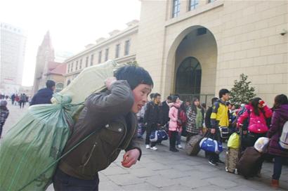 春运网络电话抢票量已占36%