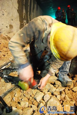 深入地下15米:青岛地铁M3线年底前两站洞通