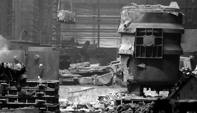 鞍钢喷爆事故幸存者:身上着火向外跑