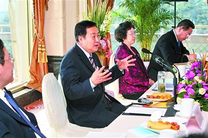 市政协十二届一次会议昨开幕-青岛新闻网