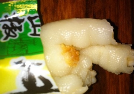 金厨娘野山椒凤爪吃出黄色异物