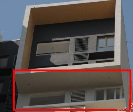 红框处为王先生购买的14层的住宅窗户光线被遮挡