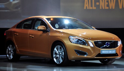 沃尔沃S60新车发动抖动异常 退车半年未果