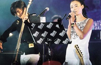 曝谢霆锋张柏芝已复合