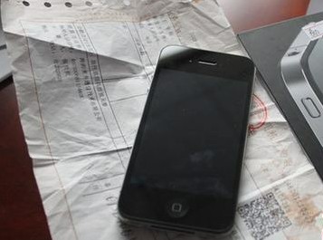 苹果新机7天现问题只修不退 分销商霸王条款