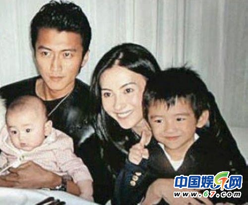 气质超搭真假情侣