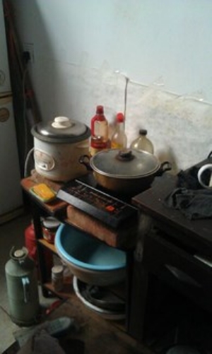 退休后捡破烂扬州老人捐11万建爱心基金