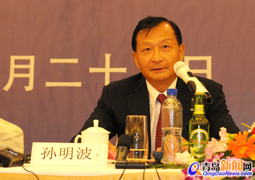 青岛啤酒股份有限公司董事长孙明波