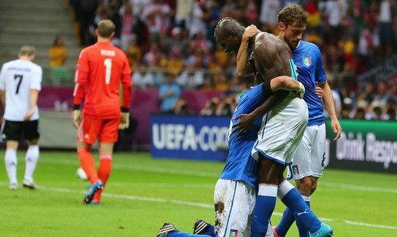 巴神梅开二度 意大利淘汰德国进决赛