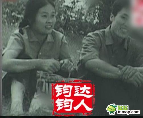 张艺谋与肖华旧照