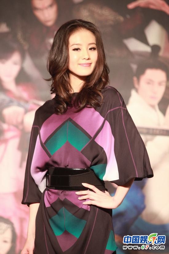 刘诗诗杨幂王珞丹刘亦菲 当红四小花旦形象大比拼