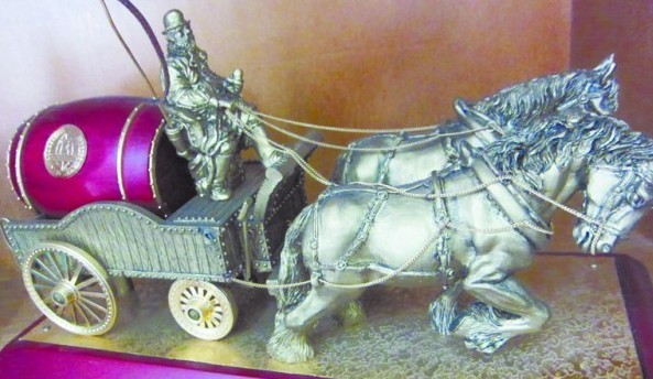 青岛啤酒节博物展征集500余件 酒标尚未集齐