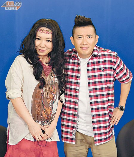 杜汶泽日前受访陈海琪主持的节目《海琪的天空》。