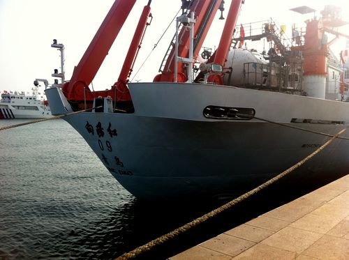 另类解读蛟龙号 看船员1日3餐吃什么