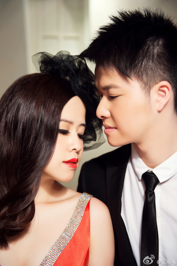 24岁美女淘宝店主艾珺Aj猝死