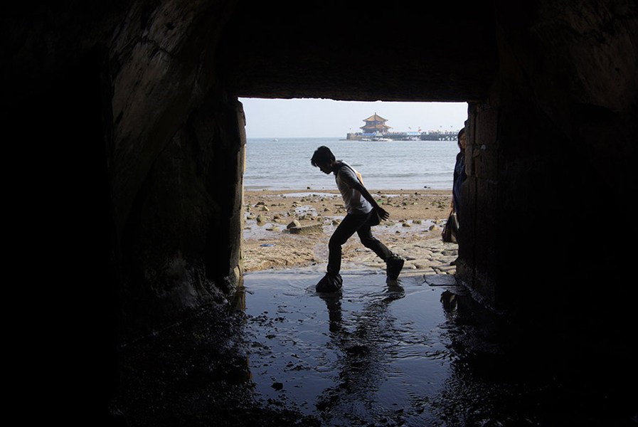 探访青岛百年德建下水道