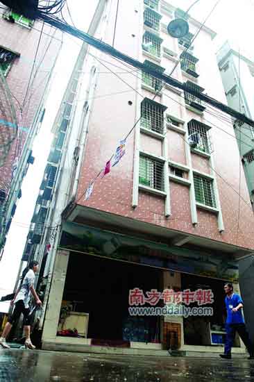 案发的15号出租楼。