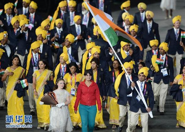 神秘女子开幕式浑水摸鱼