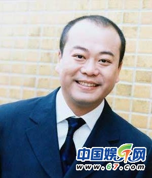 欧阳震华：因长相不出众被劝转做幕后