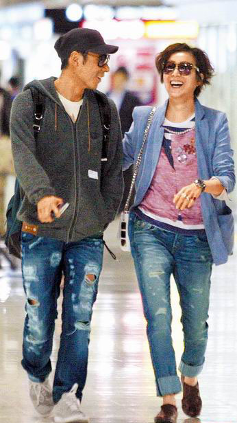 许志安、郑秀文复合后曾甜蜜赴日旅游