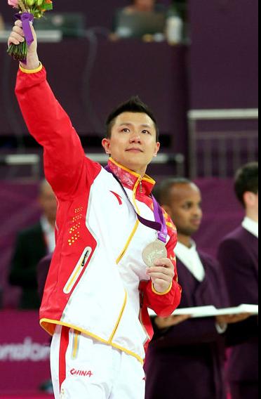 体操吊环陈一冰表现完美仍遗憾摘银