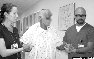 美国被啃脸男已失明 首次公开谈袭击细节