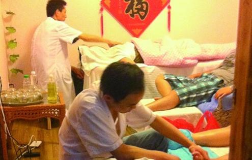 中医养生成有钱人新宠 160分钟888元天天吃虫草