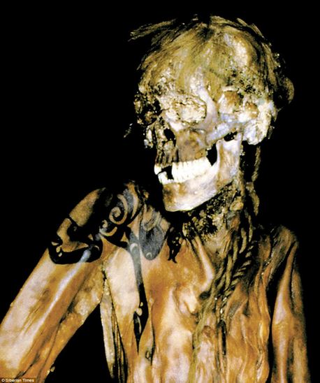 干尸公主纹身清晰