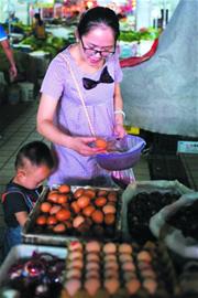 青岛蛋价一夜之间跌回从前