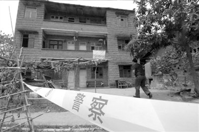 周克华前妻交代埋枪地点 警察搜山一无所获