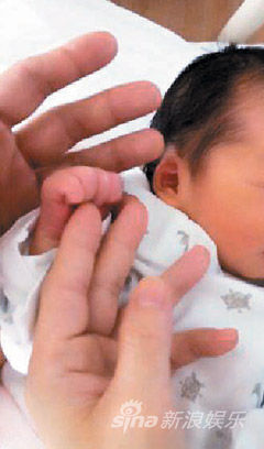 罗大佑生女儿 58岁当爸爸