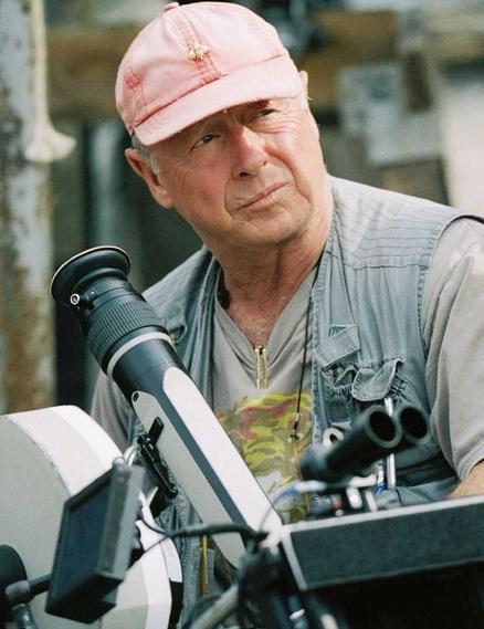 壮志凌云导演斯科特自杀