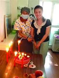 鲁若晴病情完全缓解出院 切蛋糕庆祝重生等长头发 鲁若晴病情完全缓解出院 切蛋糕庆祝重生等长头发