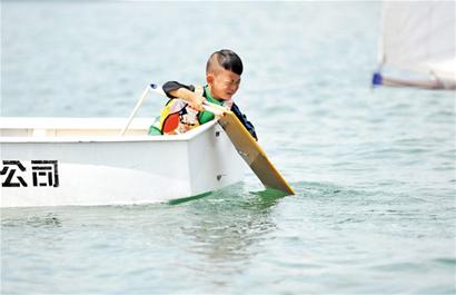鹰爸青岛舌战众网友：凶狠是大爱