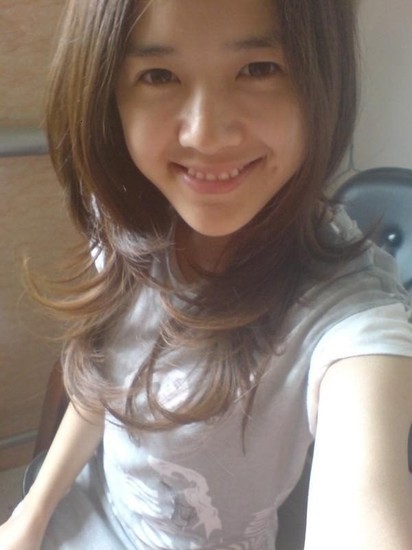 民间美女爆红秒杀明星