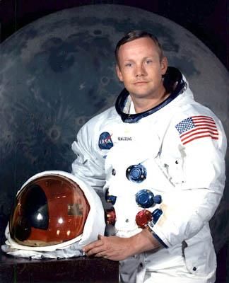 首位登月宇航员阿姆斯特朗去世