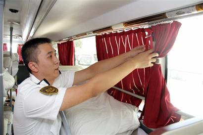 青岛长途卧铺须配2驾驶员24小时监控 7年彻底退市 青岛长途卧铺须配2驾驶员24小时监控 7年彻底退市