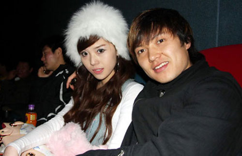 图揭中国近代足球人感情史