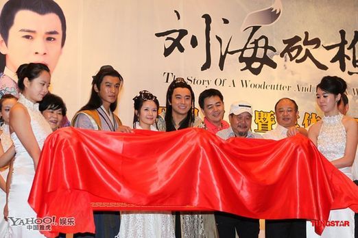 宋祖英为胞妹站台唱歌 力捧宋佳玲拍戏上位