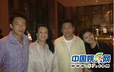 李小璐婆媳下厨显亲密 揭娱乐圈婆媳如何过招