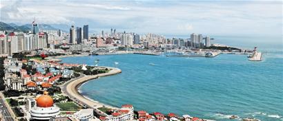 青岛街头绿意盎然 文明外地人称赞