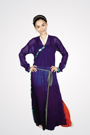 张柏芝:我还有小女孩的梦想 在等白马王子出现