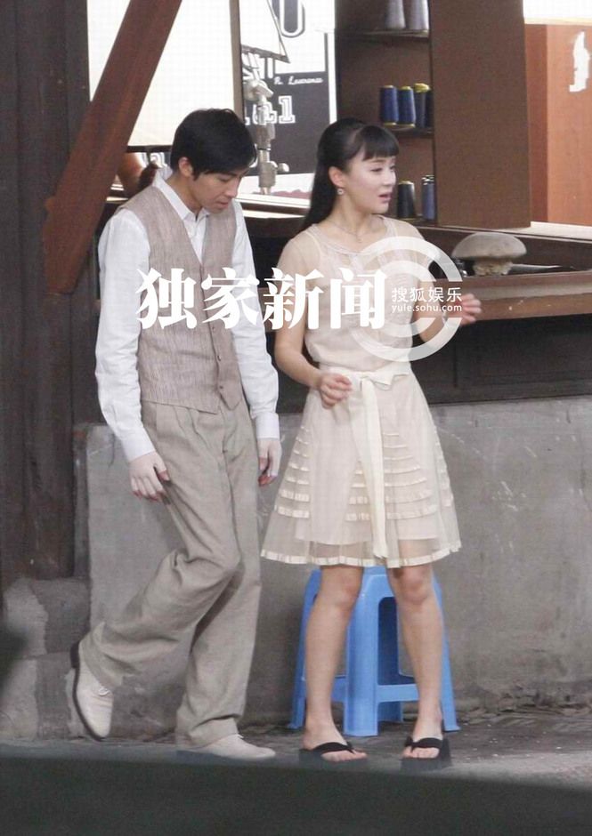 俞灏明穿弹力衣复出拍戏 《春天》片场正面照曝光