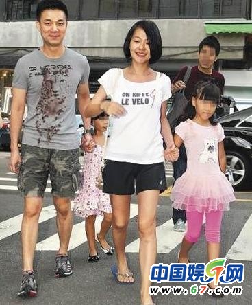 小S家有三个女儿