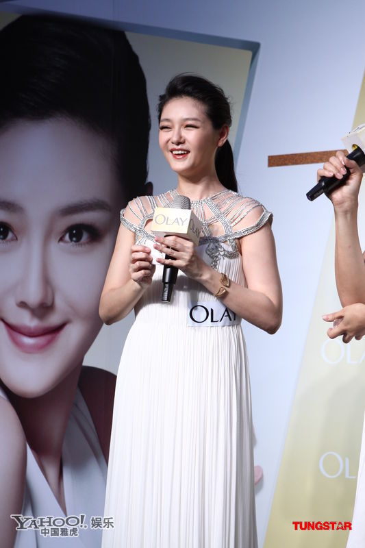 大S身形明显发福疑有孕 否认老公涉及淫魔案